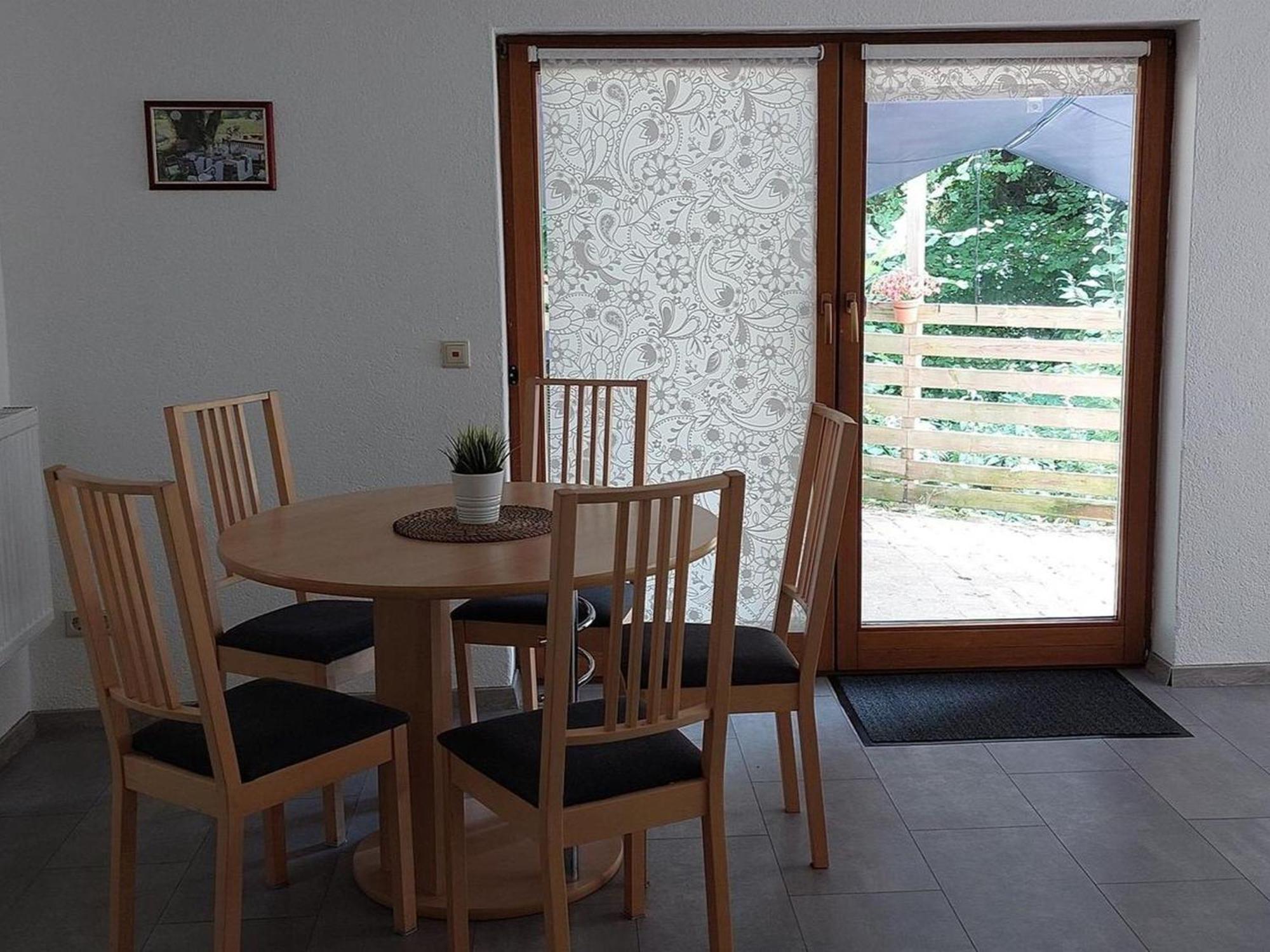 Ferienwohnung, Offenes *